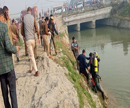 Bahadurgarh: मूर्ति विसर्जन के समय नहर में डूबे 3 युवकों में से एक का मिला शव, दो तलाश जारी