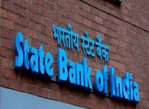 SBI कस्टमर्स को मिल रहा फ्री में 2 लाख रुपये का लाभ, जानें नियम और शर्तें