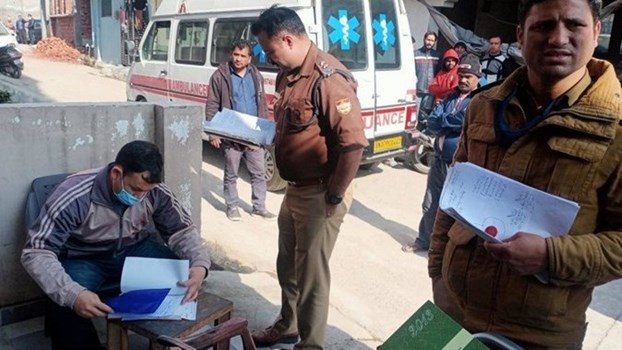 Dehradun: तवे से वार कर पति-पत्नी की हत्या, आरोपी गिरफ्तार