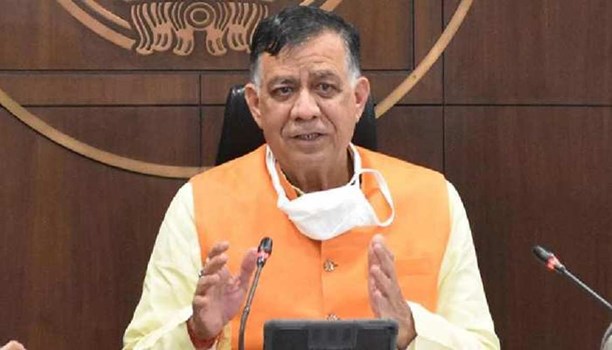 UP Chunav 2022: कैबिनेट मंत्री सतीश महाना की CRPF जवान के साथ झड़प, पुलिस ने किया बीच-बचाव