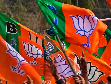 उत्तराखंड भाजपा में हड़कंप, पार्टी नेताओं पर ही हराने का लगाया आरोप