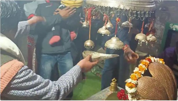 दो साल बाद श्रद्धालुओं के लिए खुले जागेश्वर धाम के कपाट, सैकड़ों की संख्या में मंदिर पहुंचे लोग  