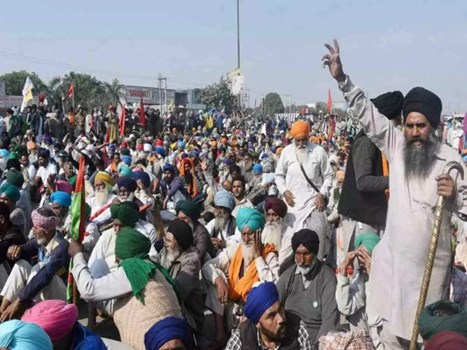 दिल्ली: SKM की बैठक में किसानों ने की सरकार के वादों की समीक्षा, साथ ही इन मुद्दों पर भी हुई चर्चा