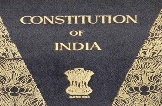 भारतीय नागरिक के पास है 6 ये मौलिक अधिकार, जानें पूरी डिटेल्स 