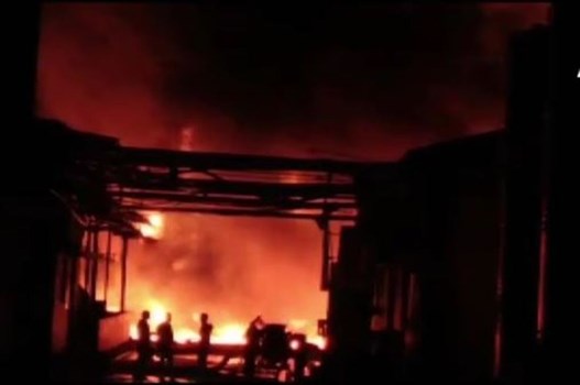 आंध्र प्रदेश : केमिकल फैक्ट्री में लगी भीषण आग, छह की मौत, 12 घायल