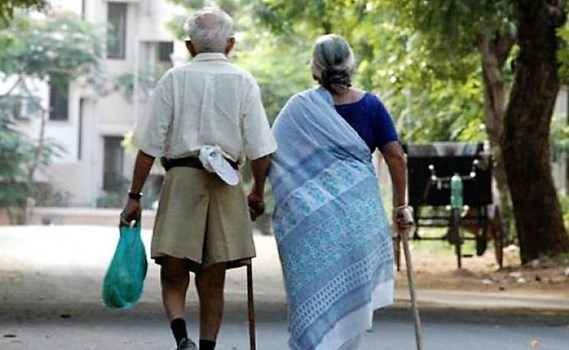 अब से आय कर चुकाने वाले बुजुर्गों को नहीं मिलेगी वृद्धावस्था पेंशन, संशोधित अधिसूचना हुई जारी
