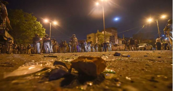 Andhra Pradesh: कुरनूल जिले के अलूर में दो समुदाय के बीच हिंसक झड़प, पत्थरबाजी में 15 घायल 