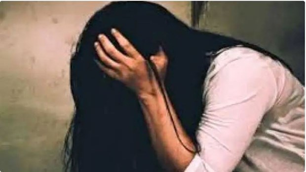 Andhra Pradesh: रेलवे स्टेशन पर परिवार के सामने प्रेग्नेंट महिला से गैंगरेप, जानें क्या है मामला