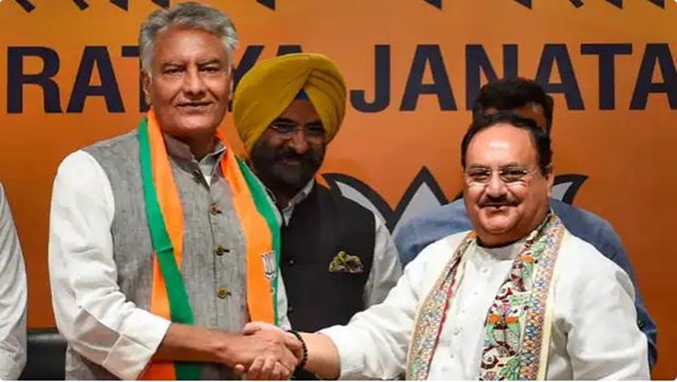 Sunil Jakhar ने थामा BJP का दामन, JP Nadda ने किया स्वागत