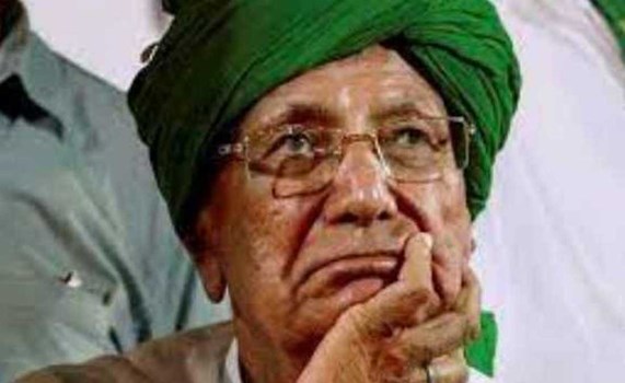 कोर्ट ने ओमप्रकाश चौटाला को सुनाई 4 साल की सजा, देना होगा 50 लाख रुपये का जुर्माना  