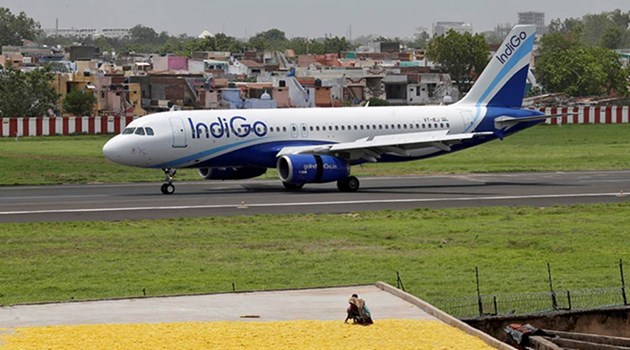 Indigo पर दिव्यांग बच्चे के साथ गलत व्यवहार मामले में कार्रवाई, देना होगा 5 लाख रुपये का जुर्माना