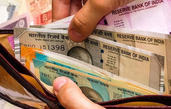 इन बैंकों में मिल रहा FD पर सबसे तगड़ा रिटर्न