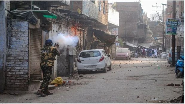 Prophet Muhammad: रांची हिंसा में दो और लोगों ने तोड़ा दम, एक्शन में योगी सरकार, 227 लोग गिरफ्तार