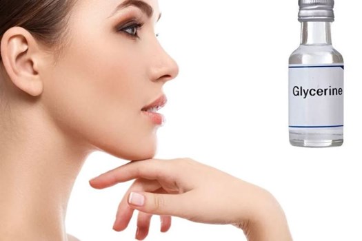 Summer Skin Care: गर्मियों के मौसम में अपने चेहरे पर लगाएं ये ग्लिसरीन, स्किन पर बनी रहेगी चमक