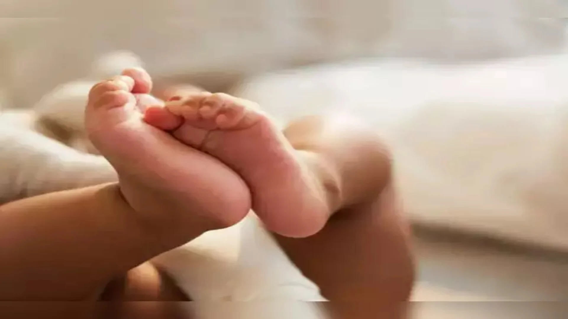 4 साल की बच्ची ने 8 माह के भाई को पानी समझ कर डीजल पिलाया, इलाज के दौरान मौत