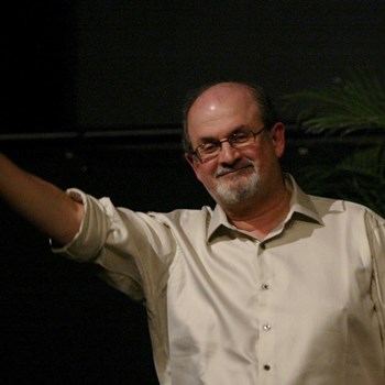 Salman Rushdie पर जानलेवा हमले के पीछे क्या है वजह? 5 प्वाइंट्स में जानें पूरा मामला