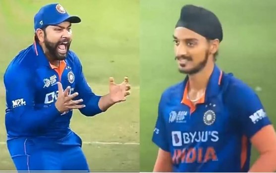 Asia Cup 2022: रोहित शर्मा ने अर्शदीप की बात को किया इग्नोर, फैन्स बोले- हटाओ इस घमंडी को