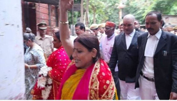 Gyanvapi Case पर हिन्दू पक्ष के हक में आया फैसला, कोर्ट ने कहा- याचिका सुनवाई योग्य