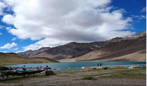 चंद्रताल झील में डूबा युवक, सुंदरनगर से बुलाई गई गोताखोर की टीम