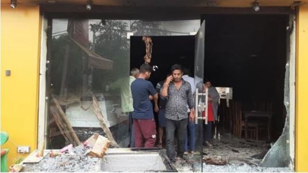 Tohana: थाली रेस्टोरेंट में लगी भीषण आग, लाखों का सामान जलकर राख