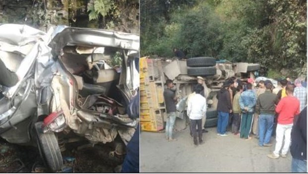 Shimla में दर्दनाक हादसा, कार के ऊपर ट्रक पलटने से तीन की मौत