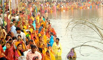Chhath Puja 2022: छठ पूजा की शुरुआत, जानें नहाय खाय से लेकर निर्जला व्रत तक का सारा वितांत 