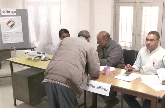Himachal Election 2022: 68 विधानसभा सीट पर मतदान जारी, जानें अब तक का इतिहास 