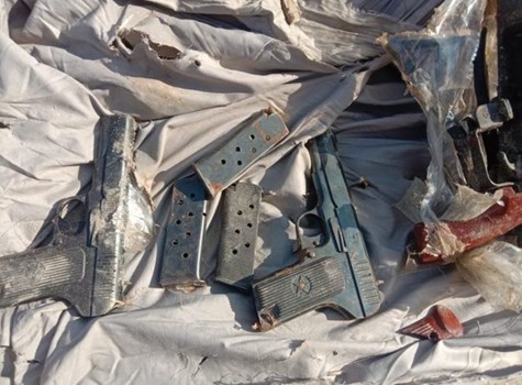 पंजाब में बॉर्डर पर BSF ने दो AK-47 राइफल समेत अन्य हथियार किए बरामद