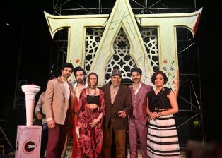 Zee5 की नई सीरीज ‘Taj- Divided by Blood’ का ऐलान,सालों बाद एक साथ नजर आएंगे नसीरुद्दीन शाह-धर्मेंद्र