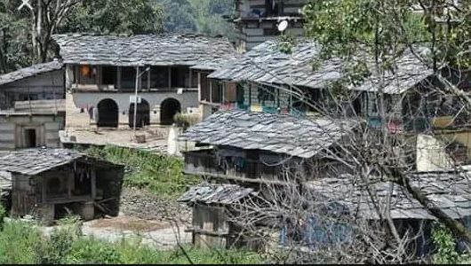 Uttarakhand:प्रदेश में पलायन के आंकड़ों में लगातार इजाफा, सड़कों का अभाव बना कारण