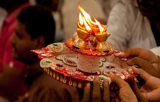 चैत्र नवरात्रि के दूसरे दिन करें मां ब्रह्मचारिणी की पूजा, जानें मंत्र, महत्व और पूजा विधि