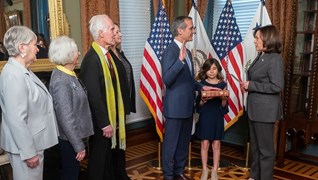 भारत में अमेरिका के नए राजदूत बनें Eric Garcetti,उपराष्ट्रपति कमला हैरिस ने दिलाई शपथ