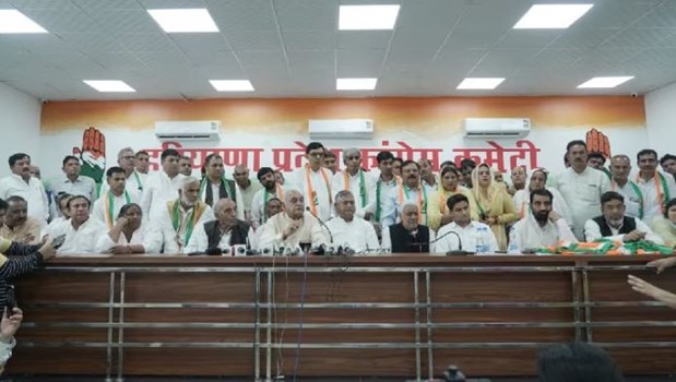 Haryana:चुनाव से पहले BJP, JJP, INLD और AAP के  56 नेता कांग्रेस में शामिल