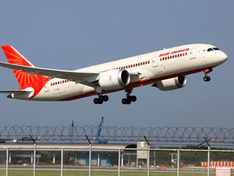 Air india की दिल्ली से सिडनी जा रही फ्लाइट में अचानक लगे तेज झटके, कई यात्रियों को आई चोटें