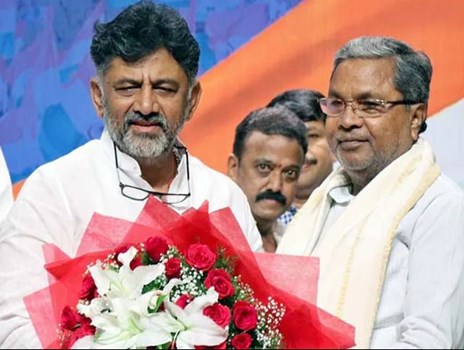 Karnataka में सिद्धारमैया ने ली सीएम पद की शपथ, कार्यक्रम में 9 विपक्षी दलों के नेता रहे मौजूद