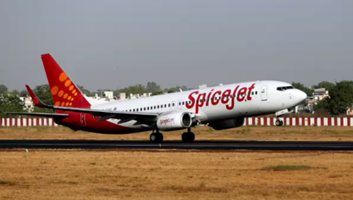 SpiceJet के 18 साल पूरे होने पर जबरदस्त ऑफर्स, कम कीमत और छूट के साथ तय करें हवाई यात्रा 