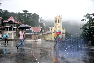 हिमाचल में फिर बदला मौसम का रुख, 10 जिलों में बारिश का ऑरेंज अलर्ट जारी