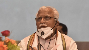 4 घंटे तक सीएम मनोहर लाल रहे हाउस अरेस्ट, उग्र ग्रामीणों ने किया घेराव