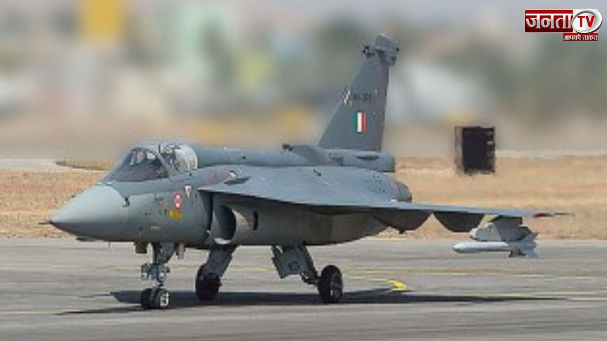 IAF को मोदी सरकार का बड़ा तोहफा,150 से अधिक प्रचंड़ हेलीकॉप्टरऔर 97 तेजस विमान होंगे बेड़े में शामिल