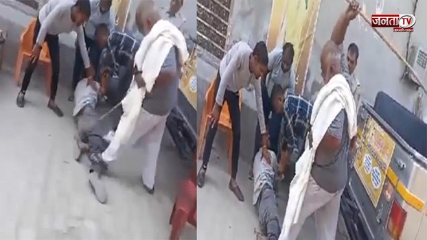 नूंह हिंसा आरोपी बिट्टू बजरंगी की दबंगई, युवक पर बरसाए डंडे, तमाशा देखता रहा पुलिसकर्मी, VIDEO वायरल