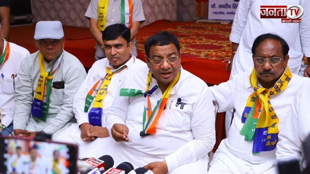 सुशील गुप्ता ने पूंडरी के गांवों और वार्डों में की बैठक, BJP की किसान विरोधी नीतियों पर साधा निशाना