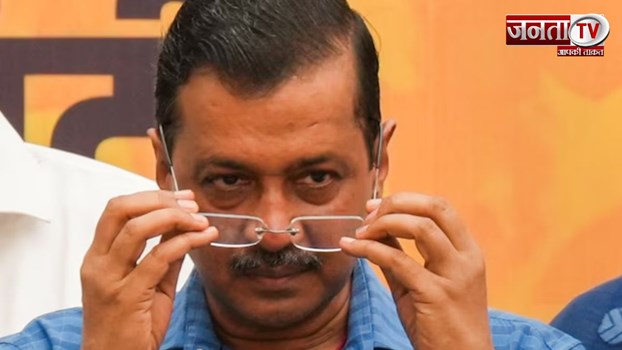 AAP की Delhi शराब नीति के कारण हुआ 2,002 करोड़ रुपये का राजस्व नुकसान- CAG Report