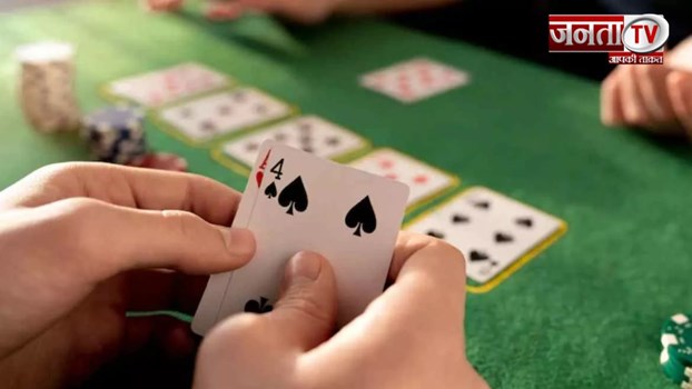 मकान में चल रहा था जुए का खेल,16 आरोपी गिरफ्तार,लाखों रुपए और गाड़ियां भी जब्त 