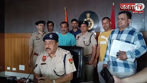 Panipat News : लग्ज़री कार चुराने वाले गैंग का पर्दाफाश, मास्टरमाइंड निकला दिल्ली पुलिस का सिपाही 