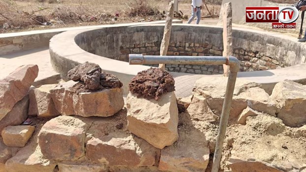 सूखे के वादे: सरकारी दावों के बावजूद UP के बुंदेलखंड में नल का पानी नहीं