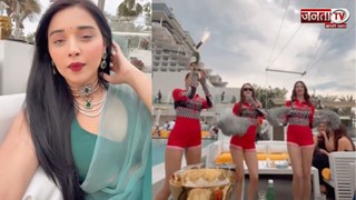 बर्थडे के मौके पर तान्या मित्तल ने खूब किया 'शो ऑफ', पानी की तरह बहाया पैसा 