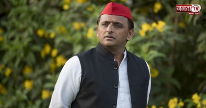 ''सरकार बताए हमारी NSG सुरक्षा क्‍यों हटाई गई?'' Yogi सरकार पर भड़के Akhilesh Yadav