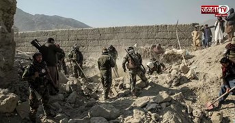 अफगानिस्तान के हमले से बौखलाया पाकिस्तान, रक्षा मंत्री आसिफ ने खुली जंग का किया ऐलान