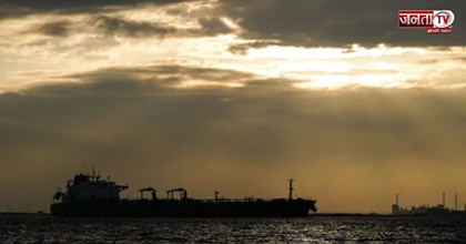 भारतीय झंडे वाले सातवें एलपीजी टैंकर ने होर्मुज किया पार, लाइन में 17 और टैंकर