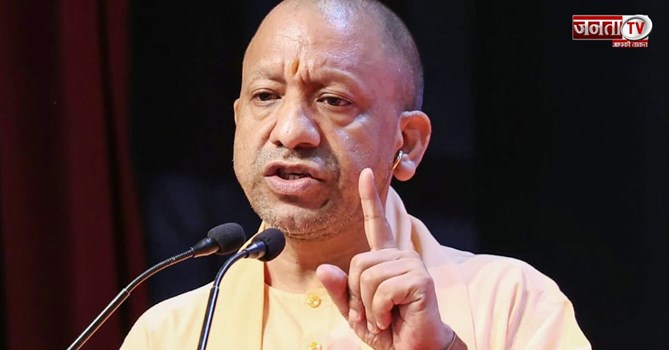 CM योगी का कांग्रेस पर तीखा प्रहार, महिला आरक्षण पर विपक्ष की ‘तुच्छ सोच’ पर सवाल 